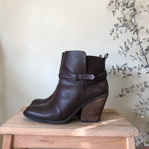 Lucky brand leather booties!
